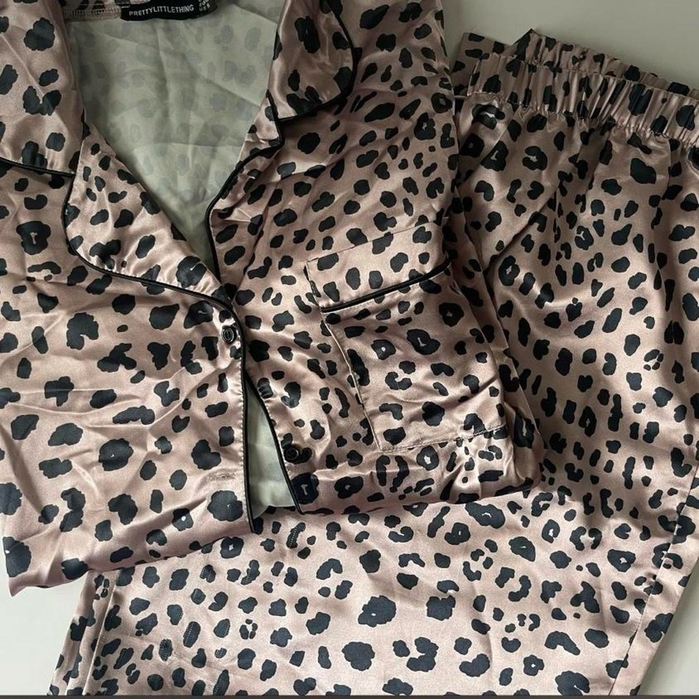 PrettyLittleThing Animal Print Satin Sleepwear